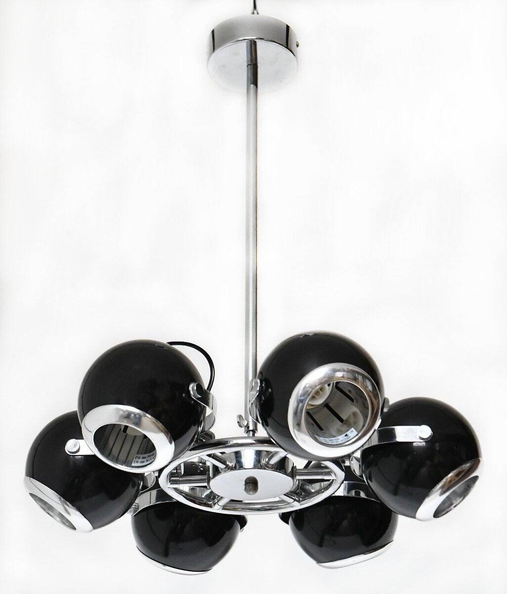 Lustre Eyeball in the style of the 1970s.