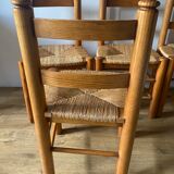 Chaises en pin et paille
