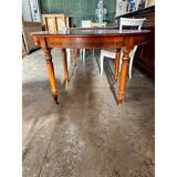 Italian Warm Extendable Oval Table in Walnut and Maple