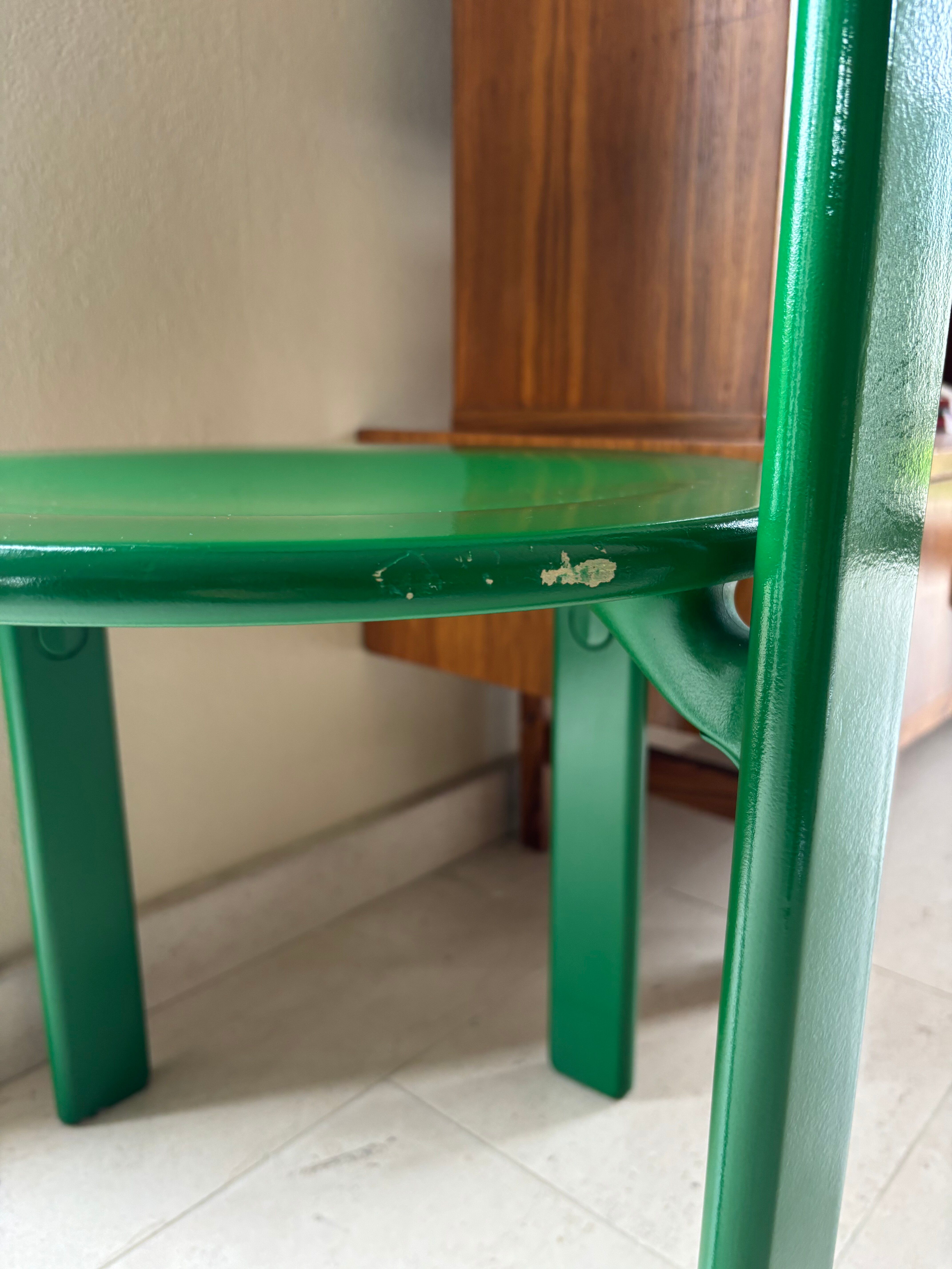 Bruno Rey green chair