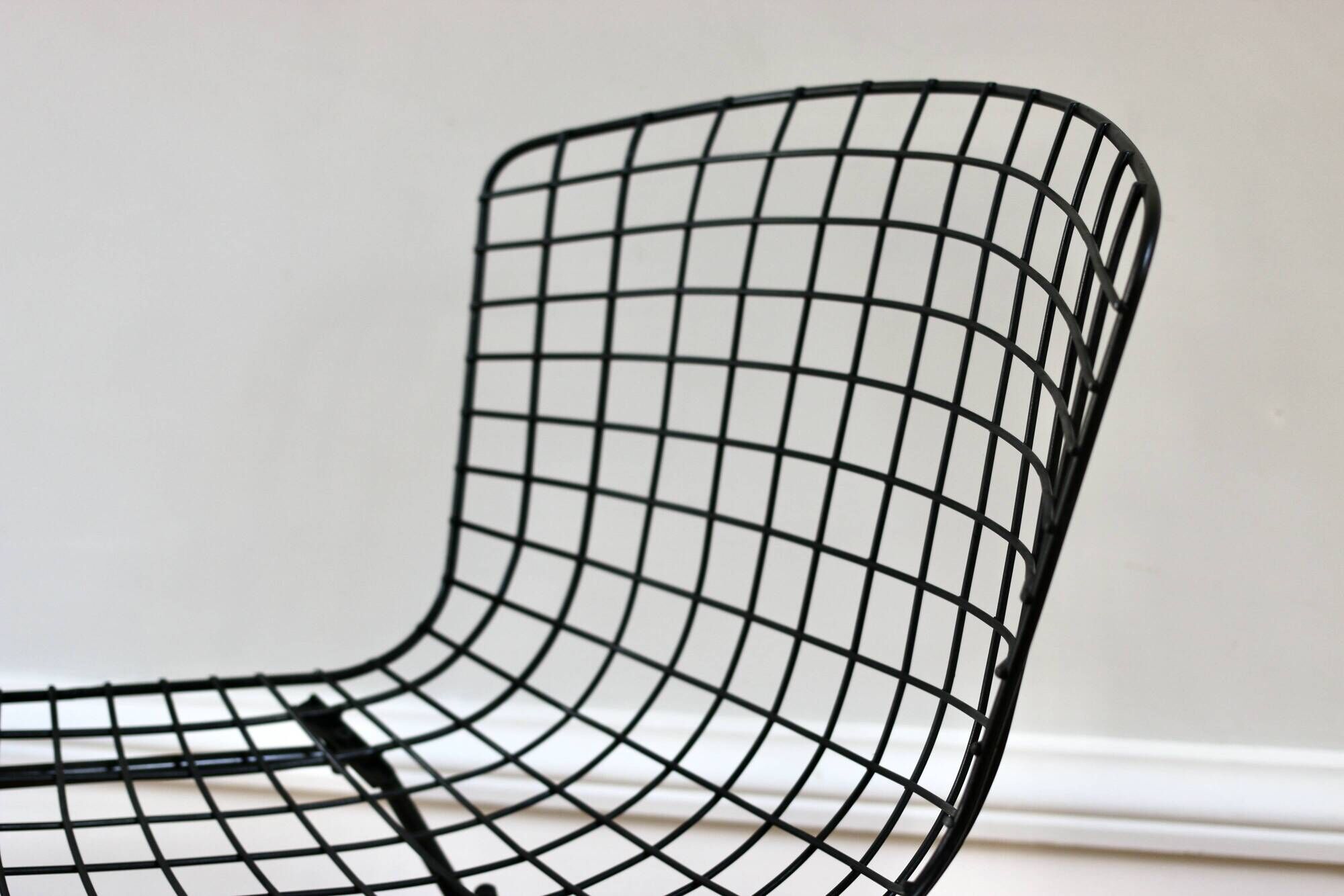 Pair of vintage Bertoia Wire chairs