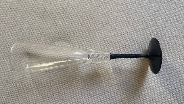 set of 6 vintage champagne flutes with black stems – 1970s