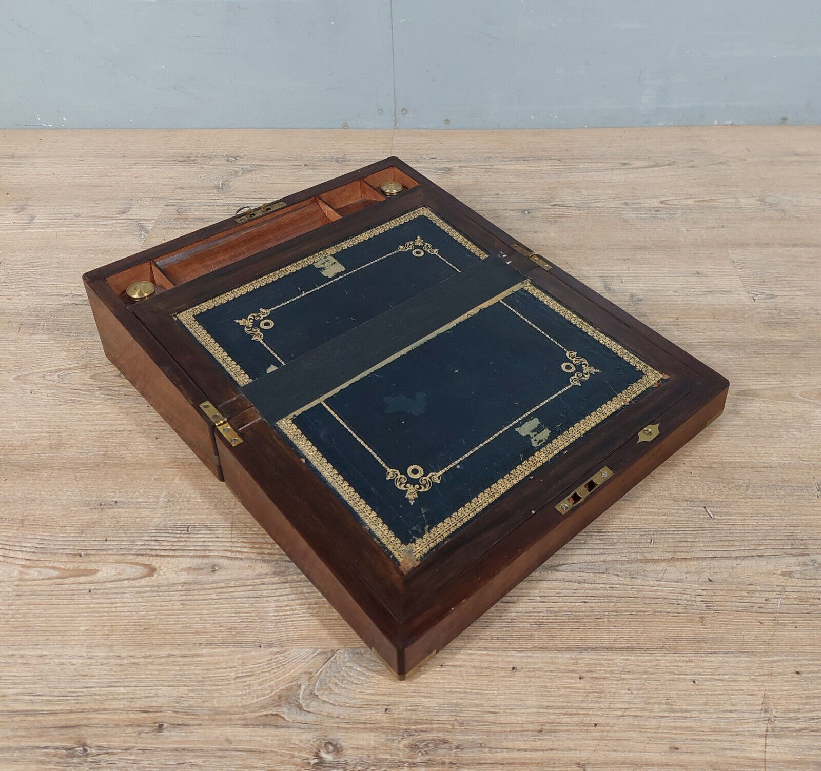 Marine writing box with secrets in rosewood period nineteenth circa 1850