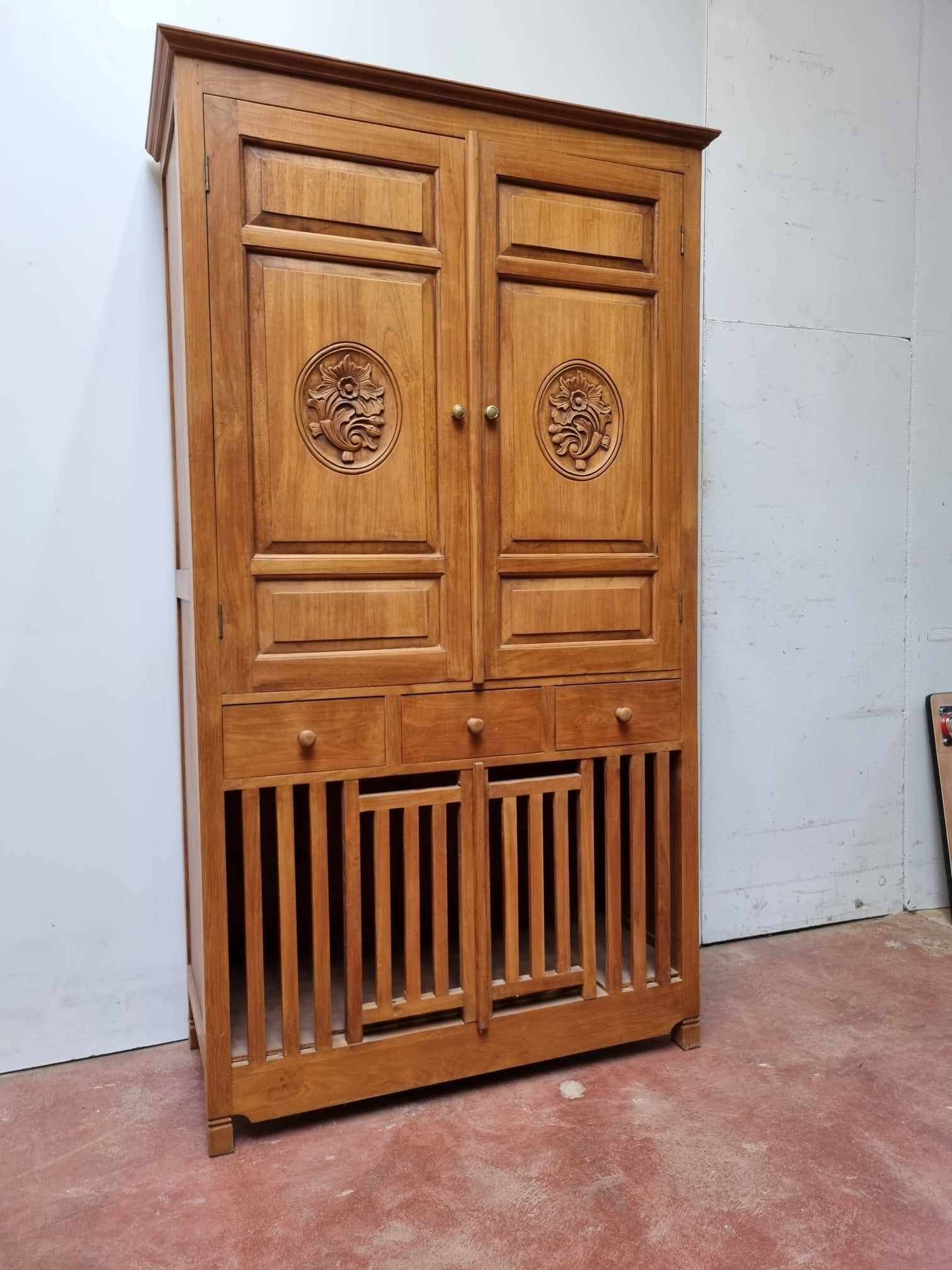 Meuble d'appoint original