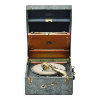 Columbia Gramophone (N37689)