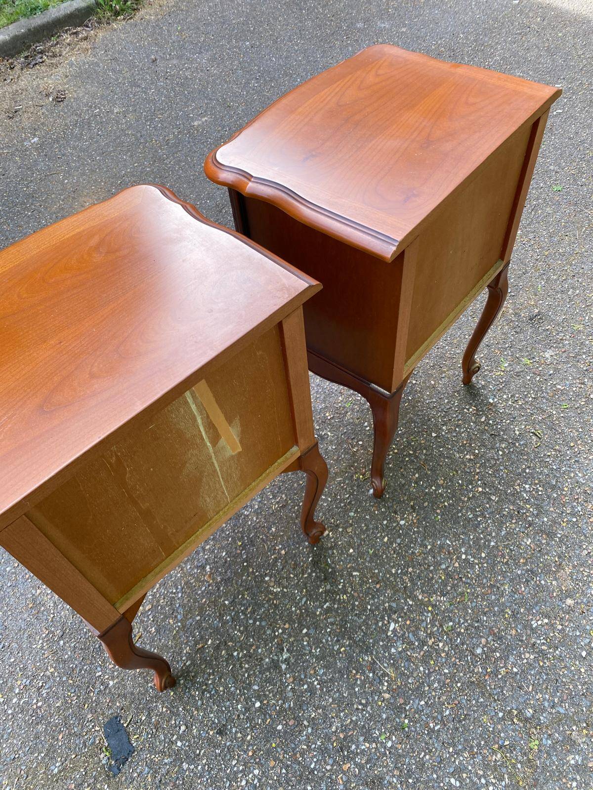 2 Louis XV bedside tables in cherry wood from 1960.