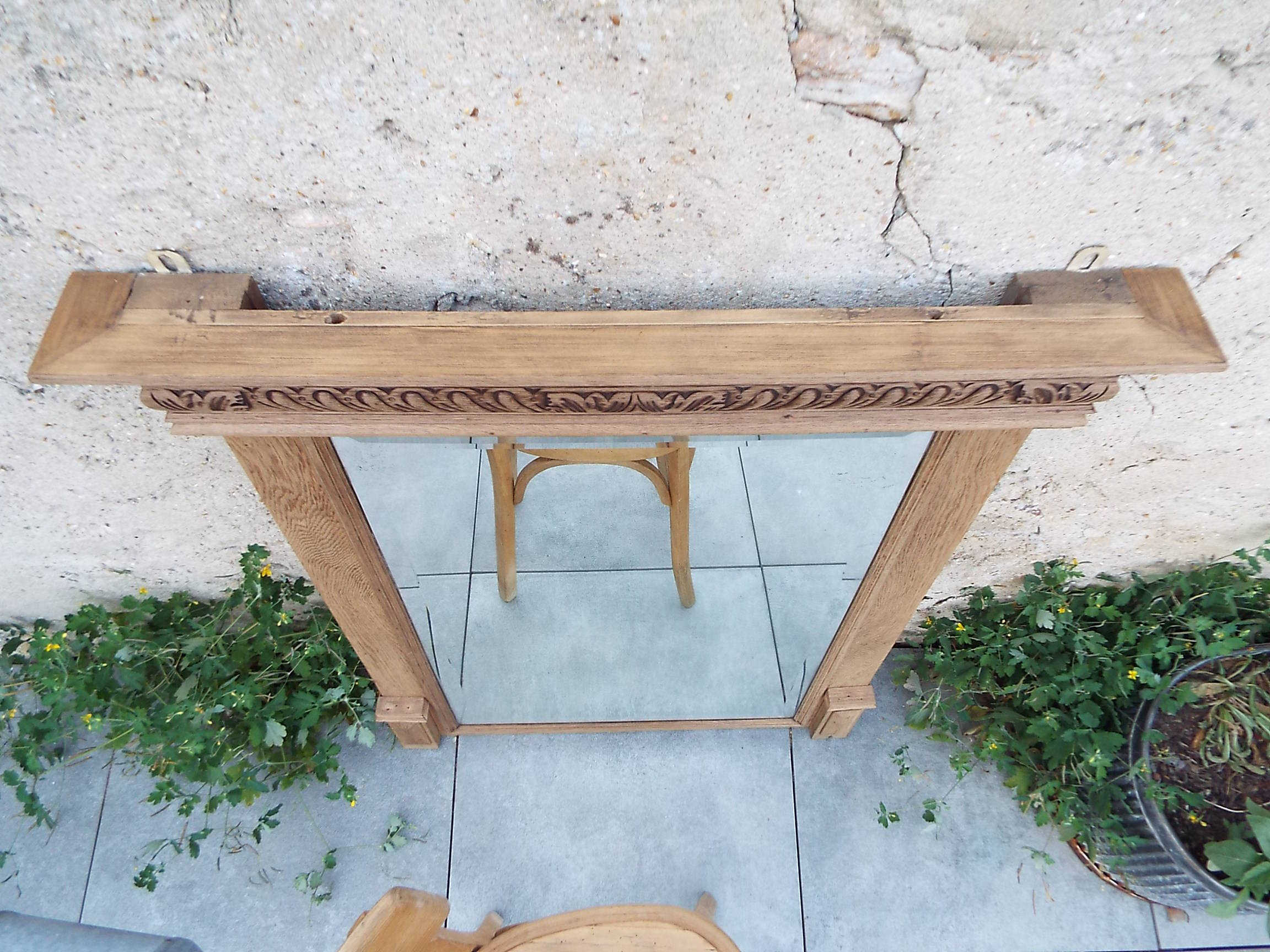 Old mirror henri ii light