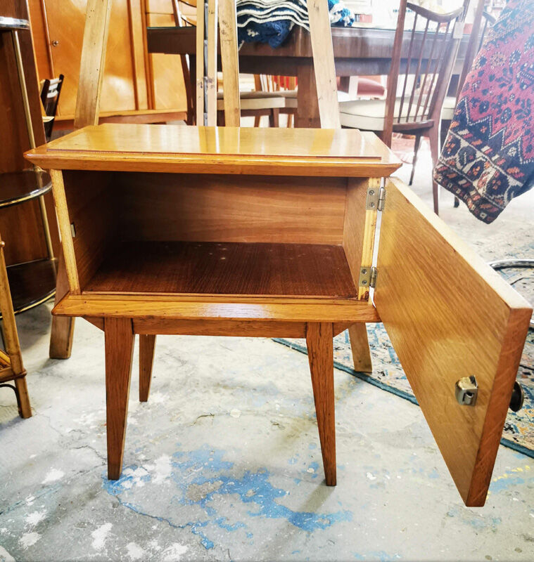 Vintage bedside with spindle feet