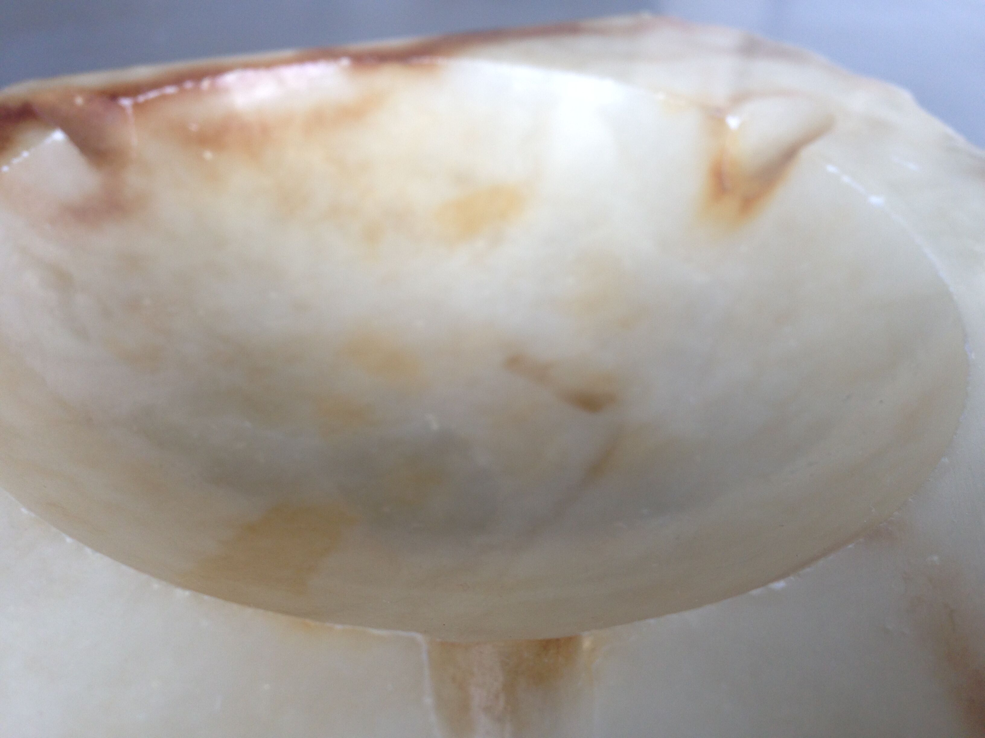 Ashtray in agate stone