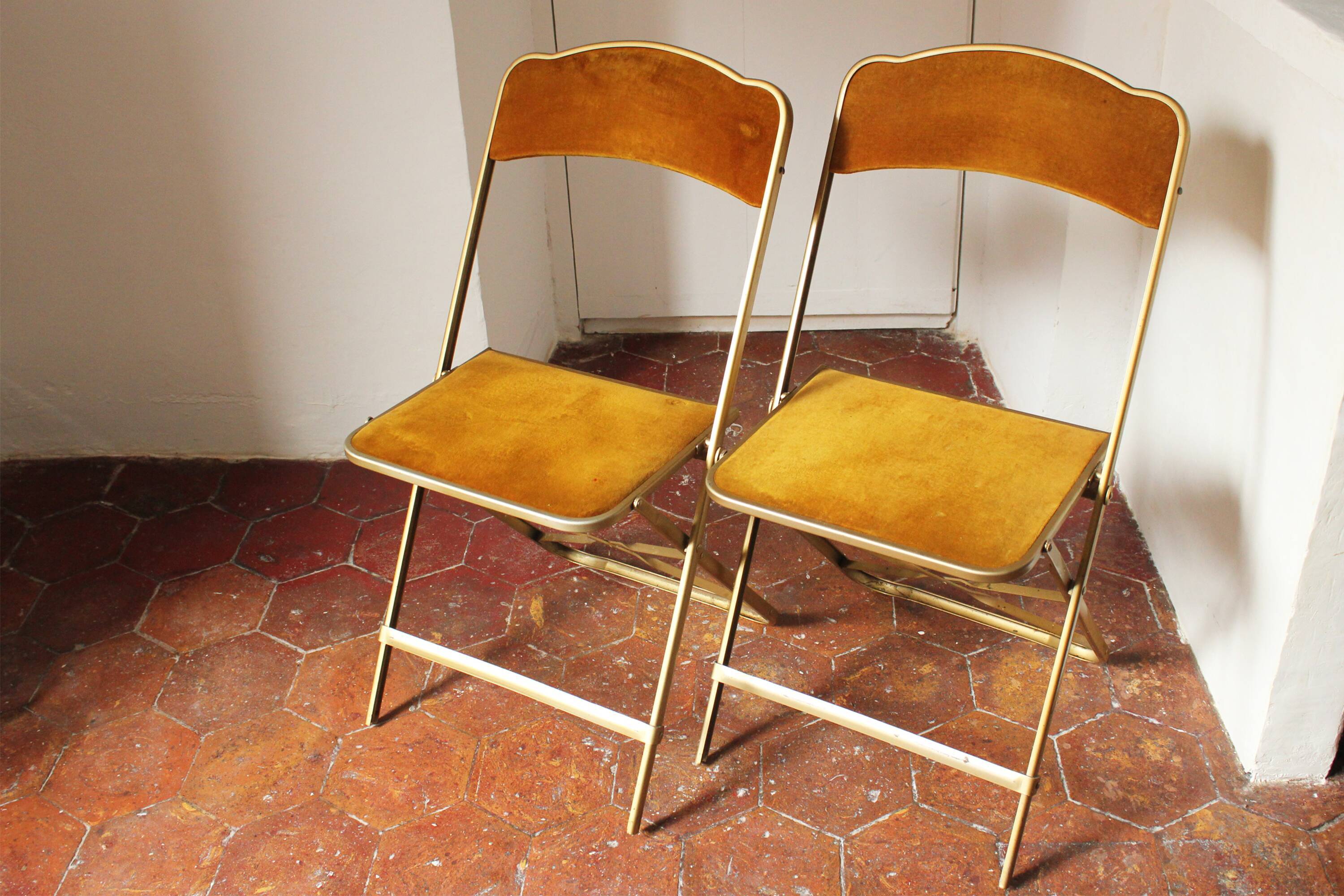 Folding chaisor chairs, gold structure and vintage golden yellow velvet