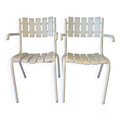 Paire de fauteuils de jardin blancs