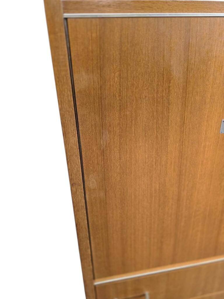 Buffet, meuble bar vitré vintage en bois