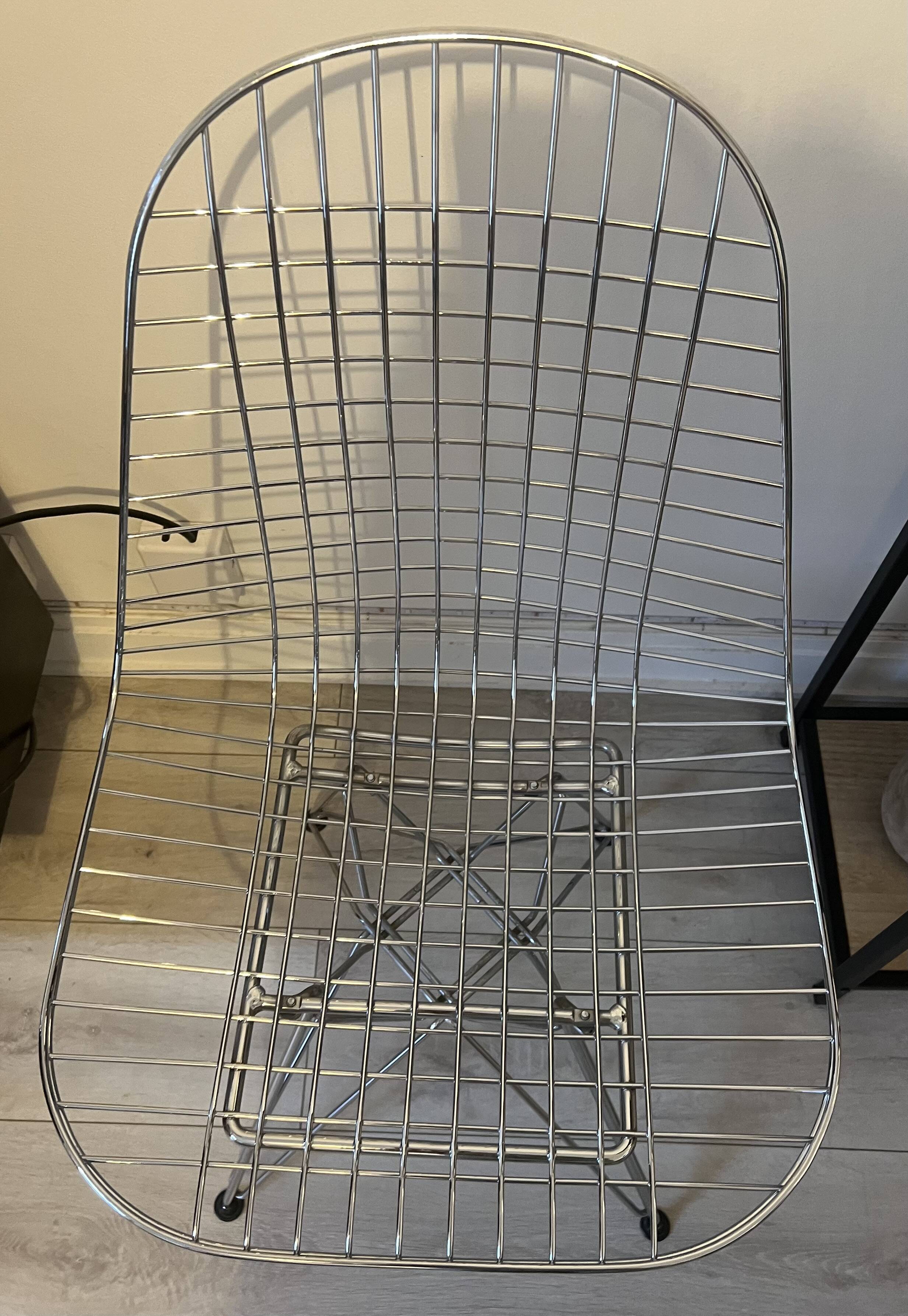Lot de 4 chaises DKR-2 par Charles & Ray Eames pour Vitra