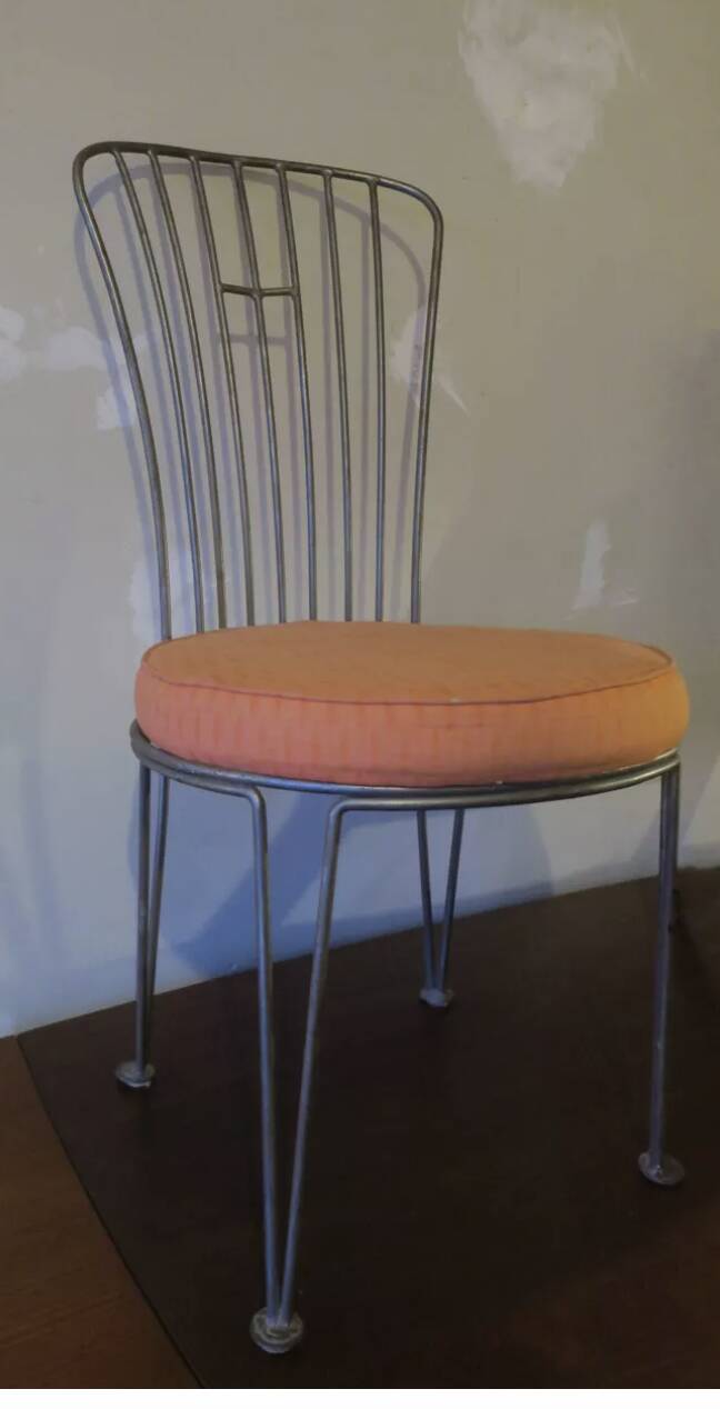 Chaise de jardin en fonte du début du 20e siècle