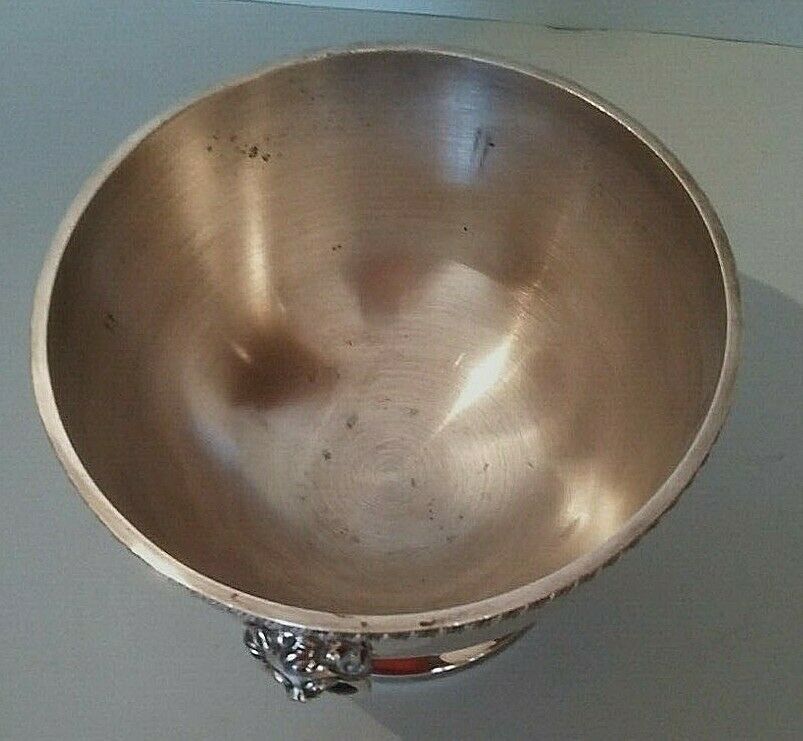 Cut in silver metal english cavalier