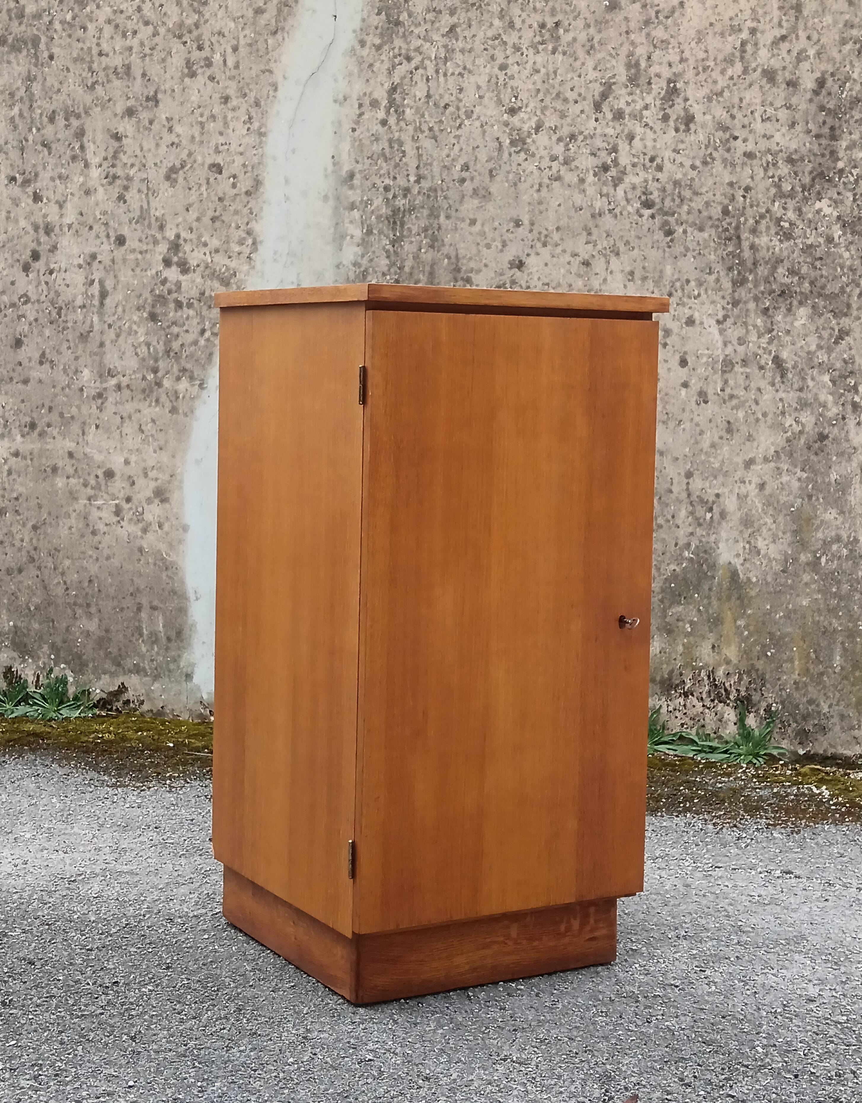 1970 filing cabinet