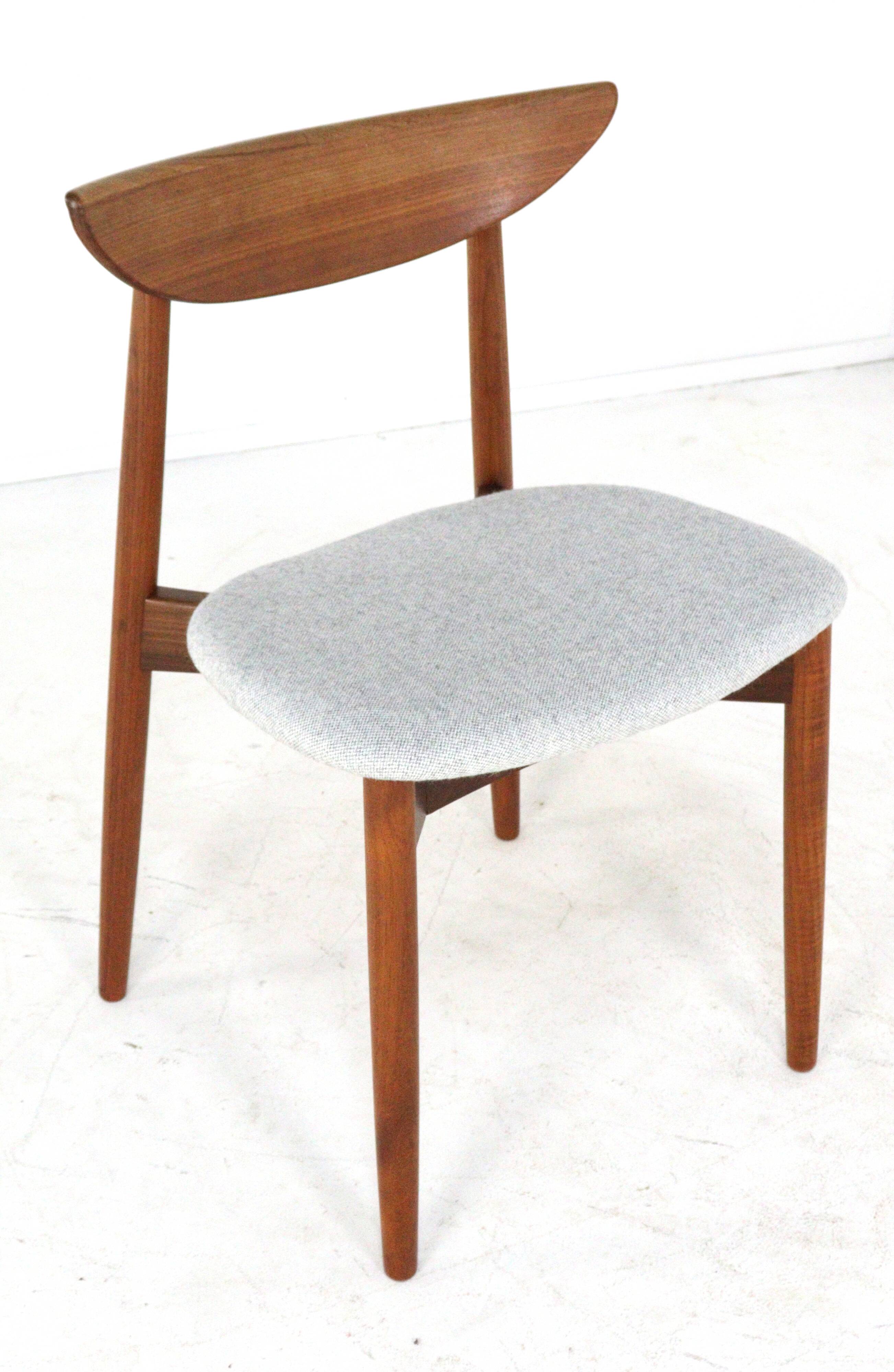 Set of 4+2 Harry Ostergaard for Randers Møbelfabrik chairs - danish design