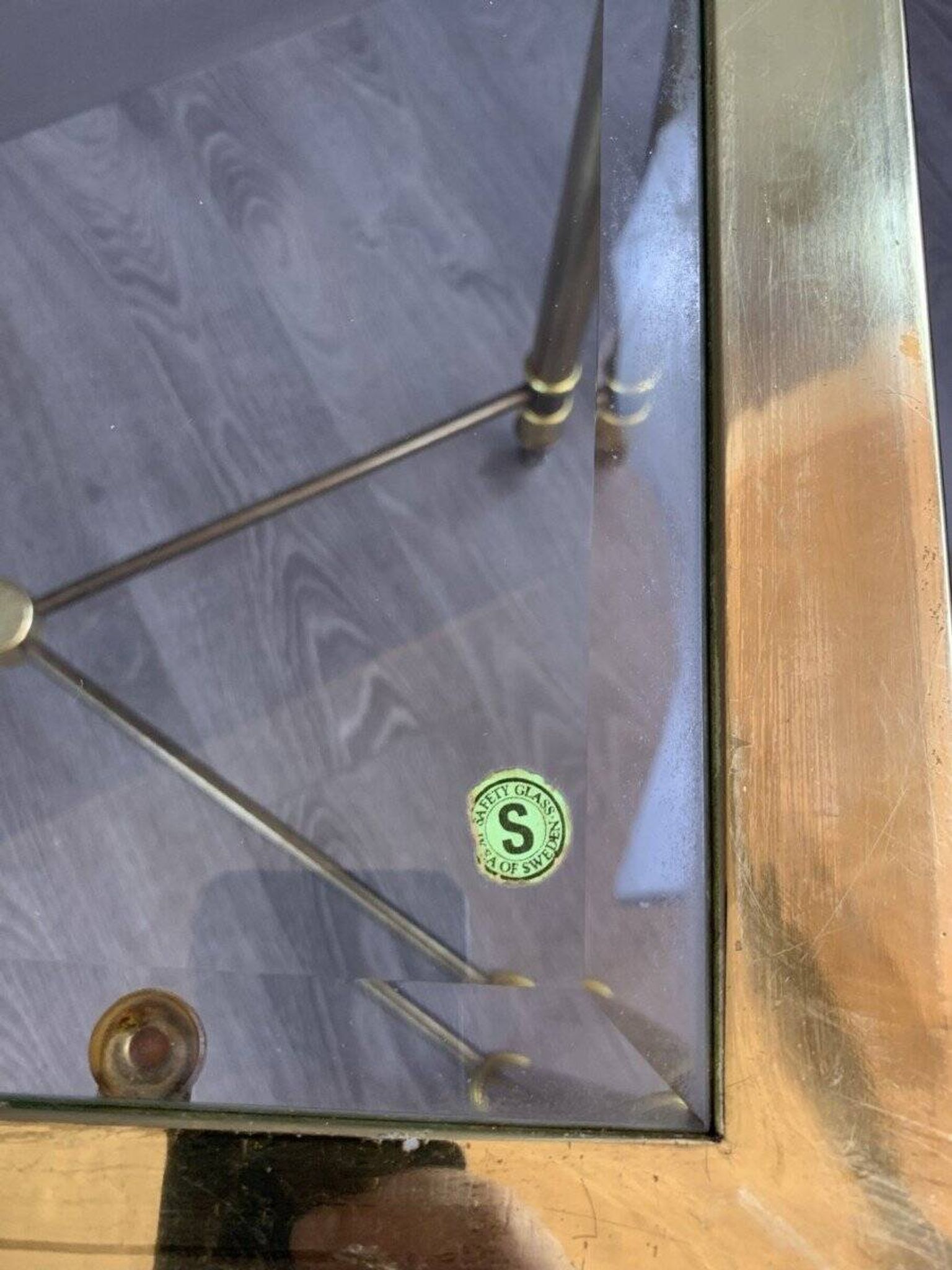 Paire de tables d’appoint en métal et verre, XXème siècle