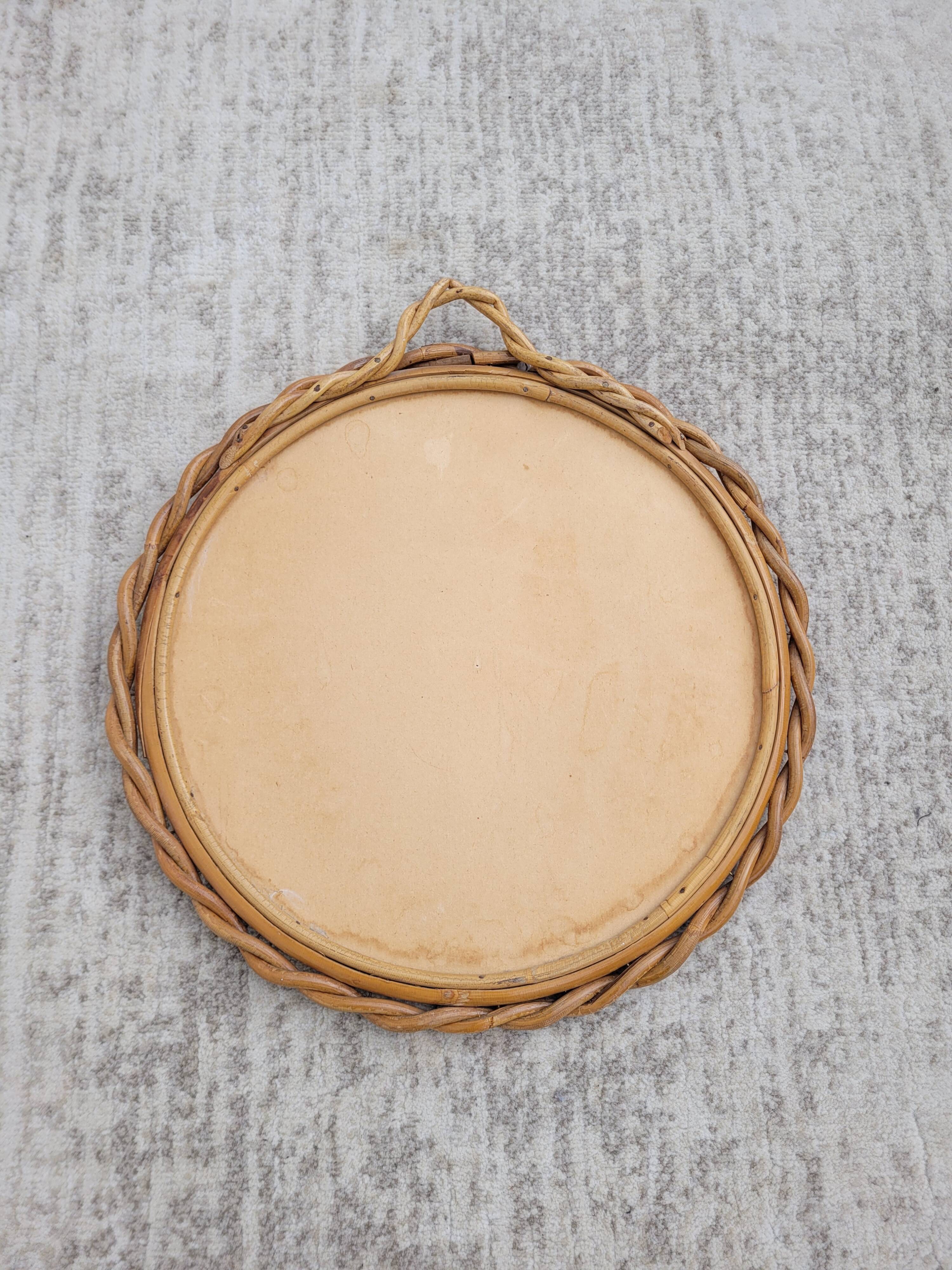 Round vintage rattan mirror 1970
