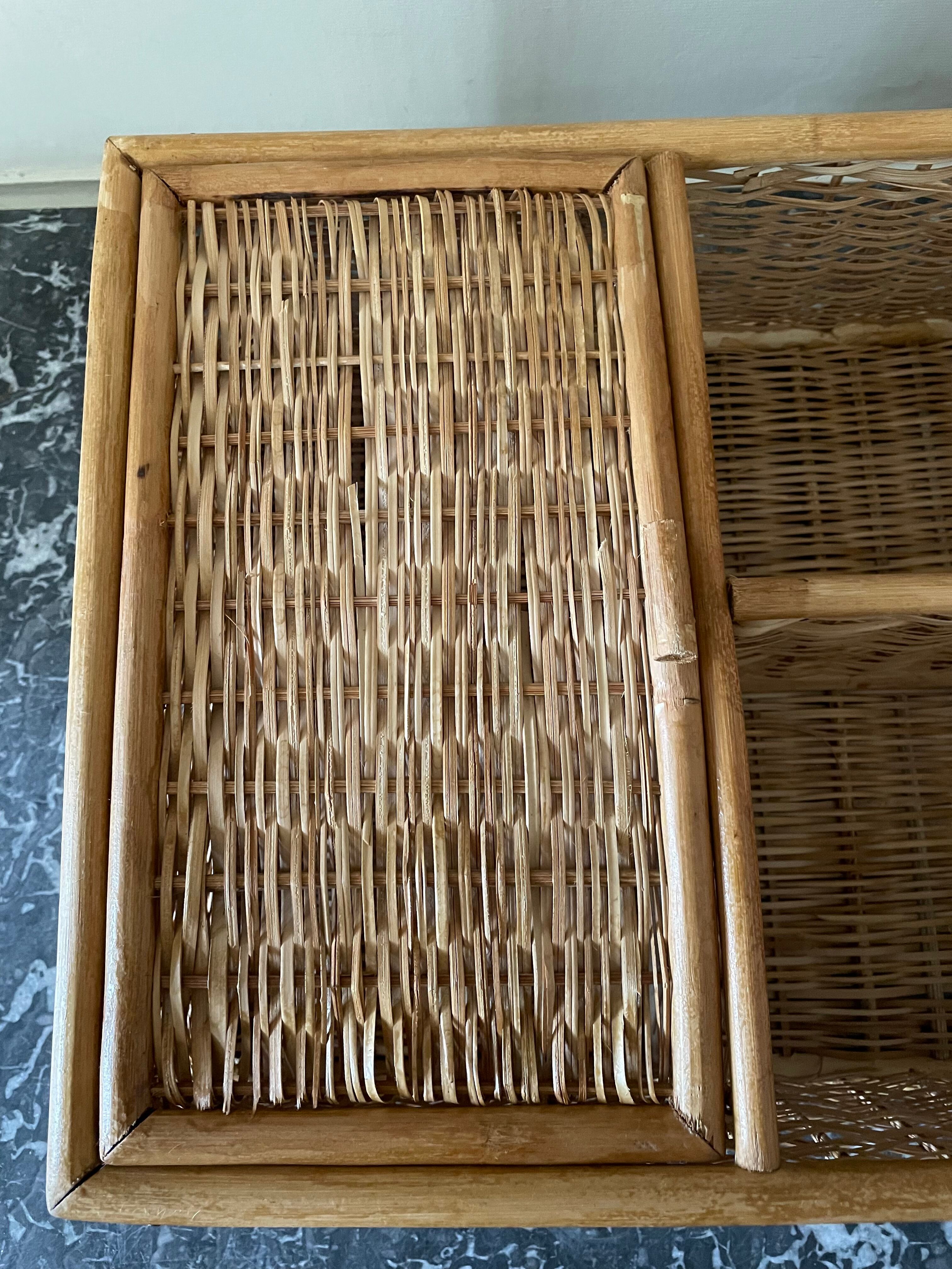 Bamboo and rattan shelf 2 doors