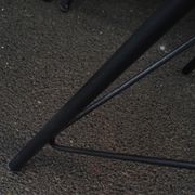 Set of 6 leather chairs with black metal frame
