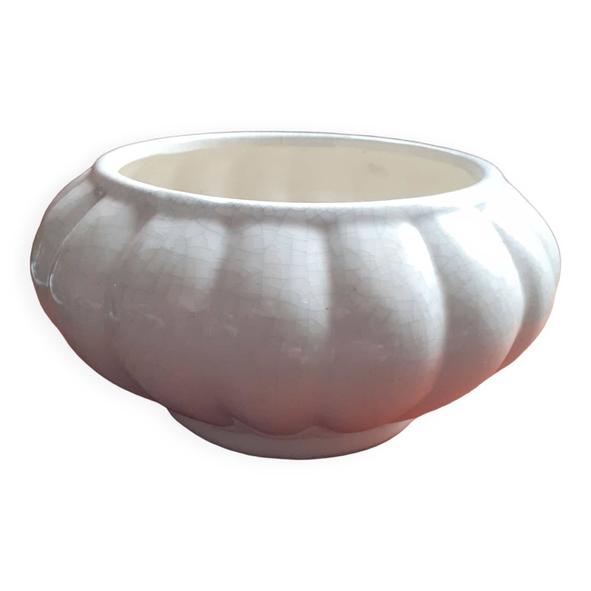 Vintage crackled effect ceramic