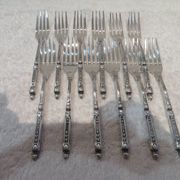 12 fourchettes à lunch métal argenté orfèvre Manulor manche à la russe