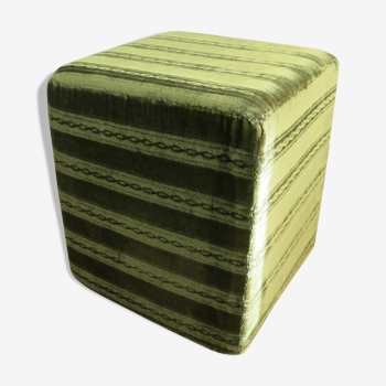 Vintage pouf in green velvet