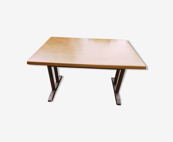 Table de bistrot