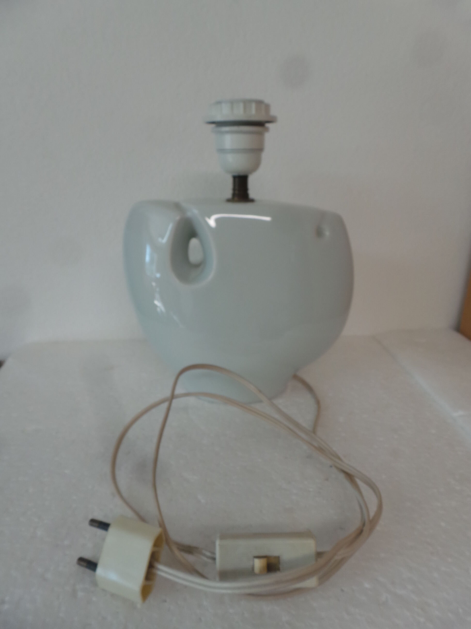 Virebent porcelain vintage lamp foot