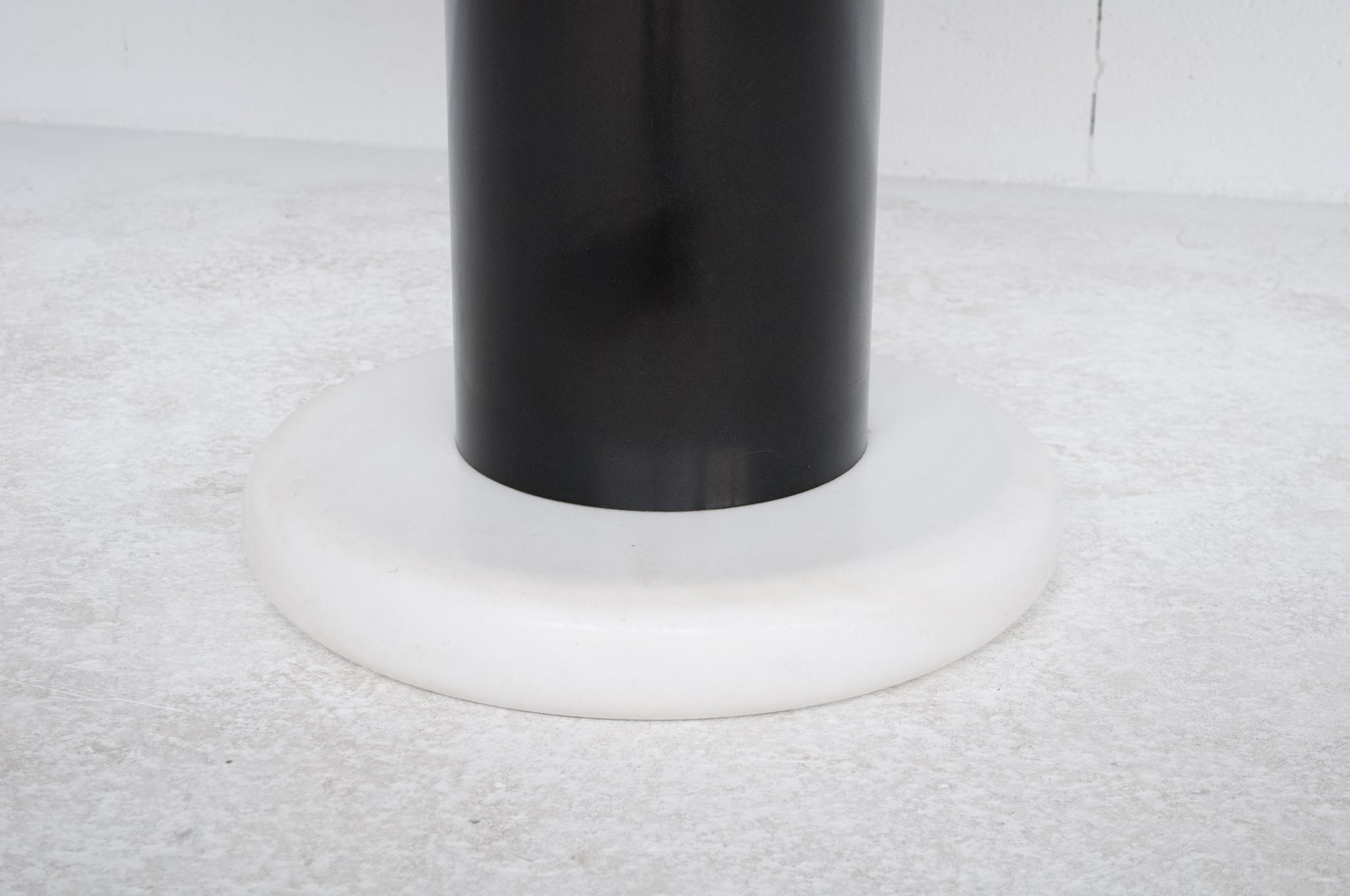 Table Loto Rosso par Ettore Sottsass, Poltronova éditeur, années 60'