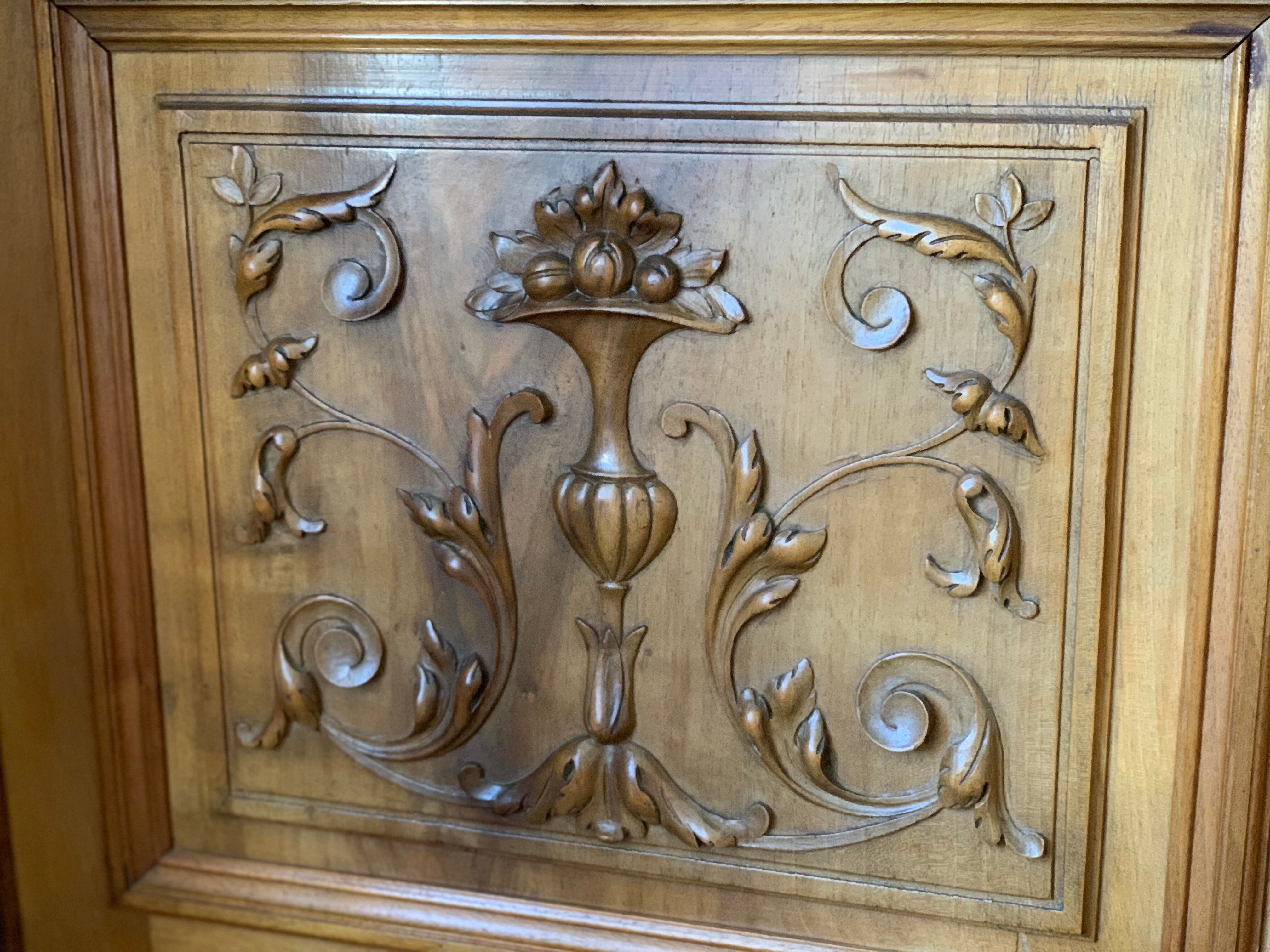 Buffet Henri II in walnut