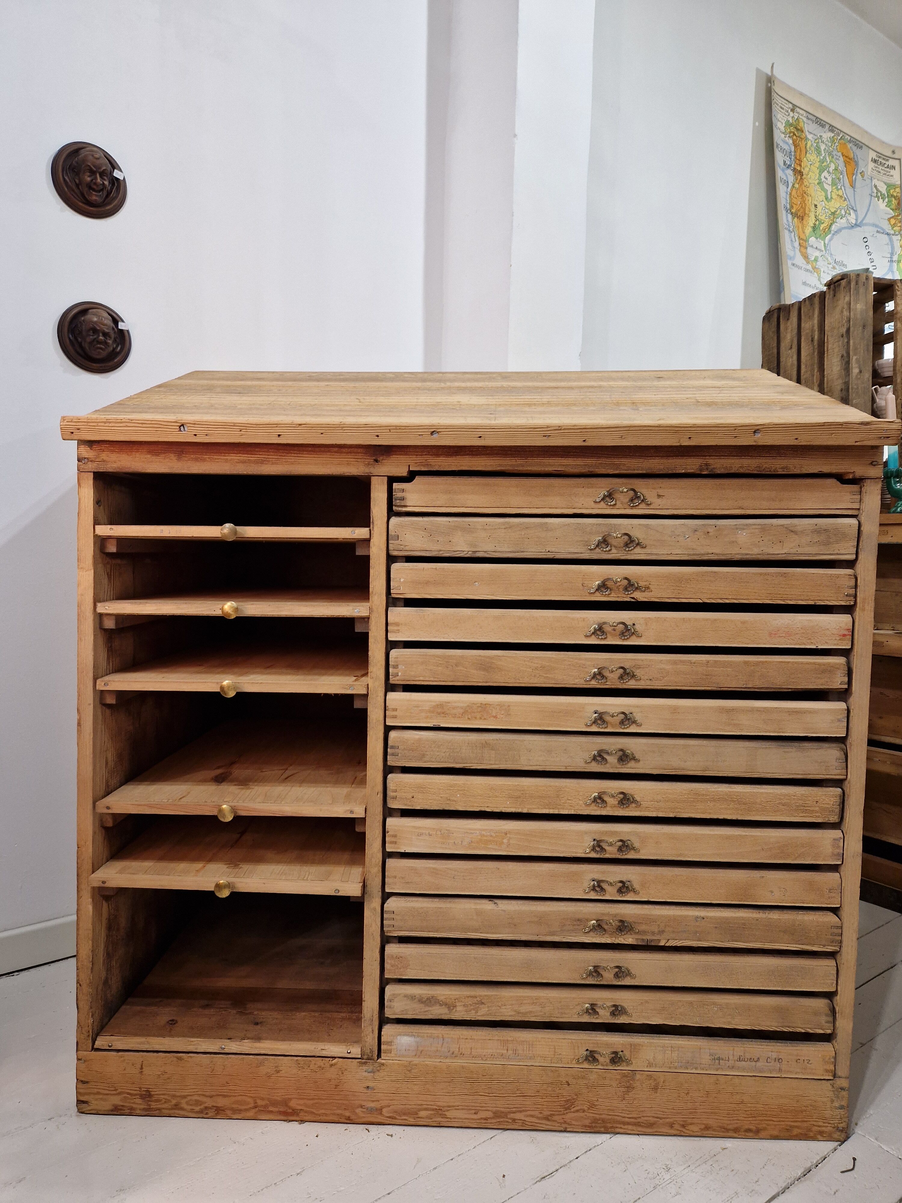 Printing furniture