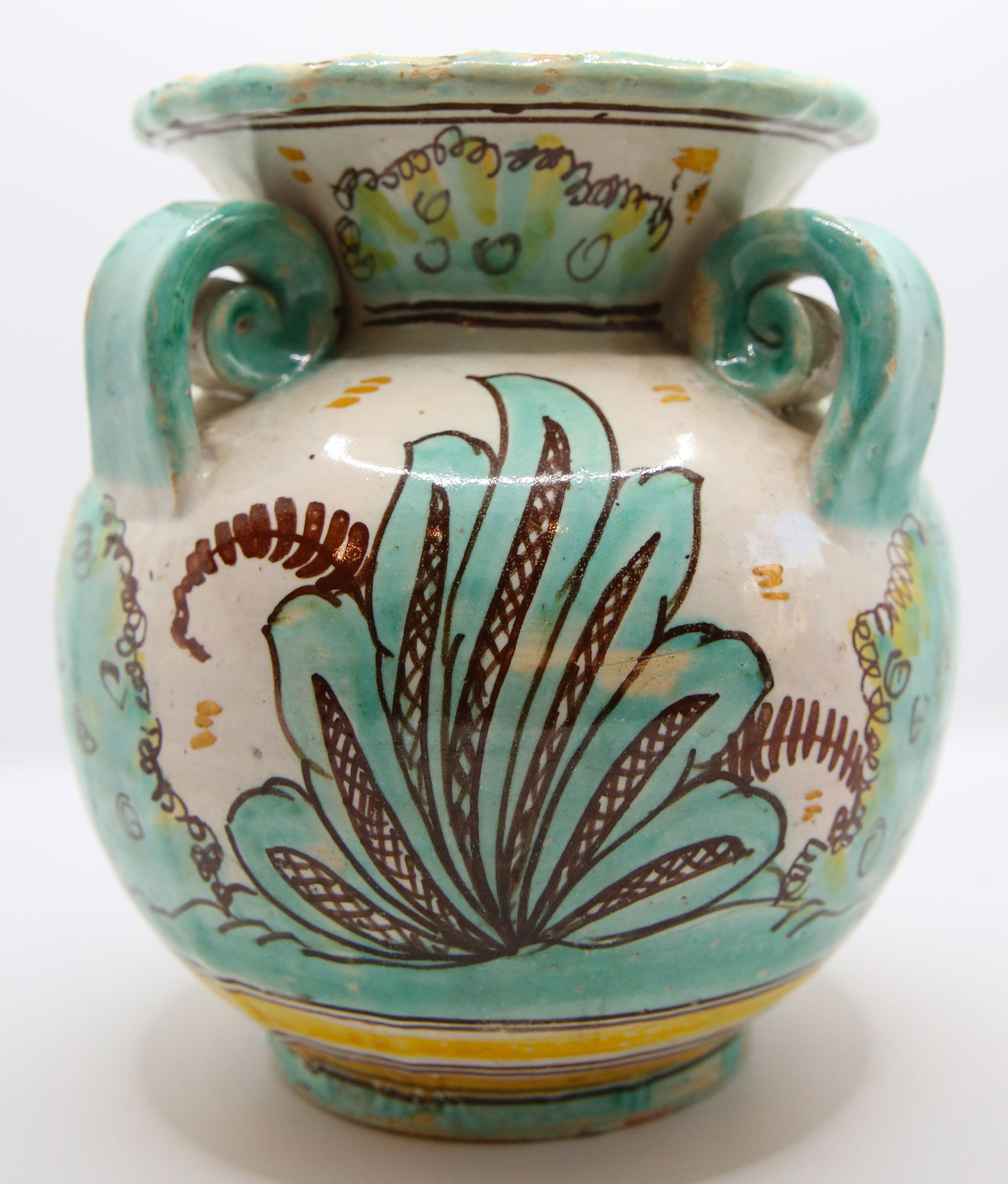 Vintage Spanish vase ode to nature by Arzobispo