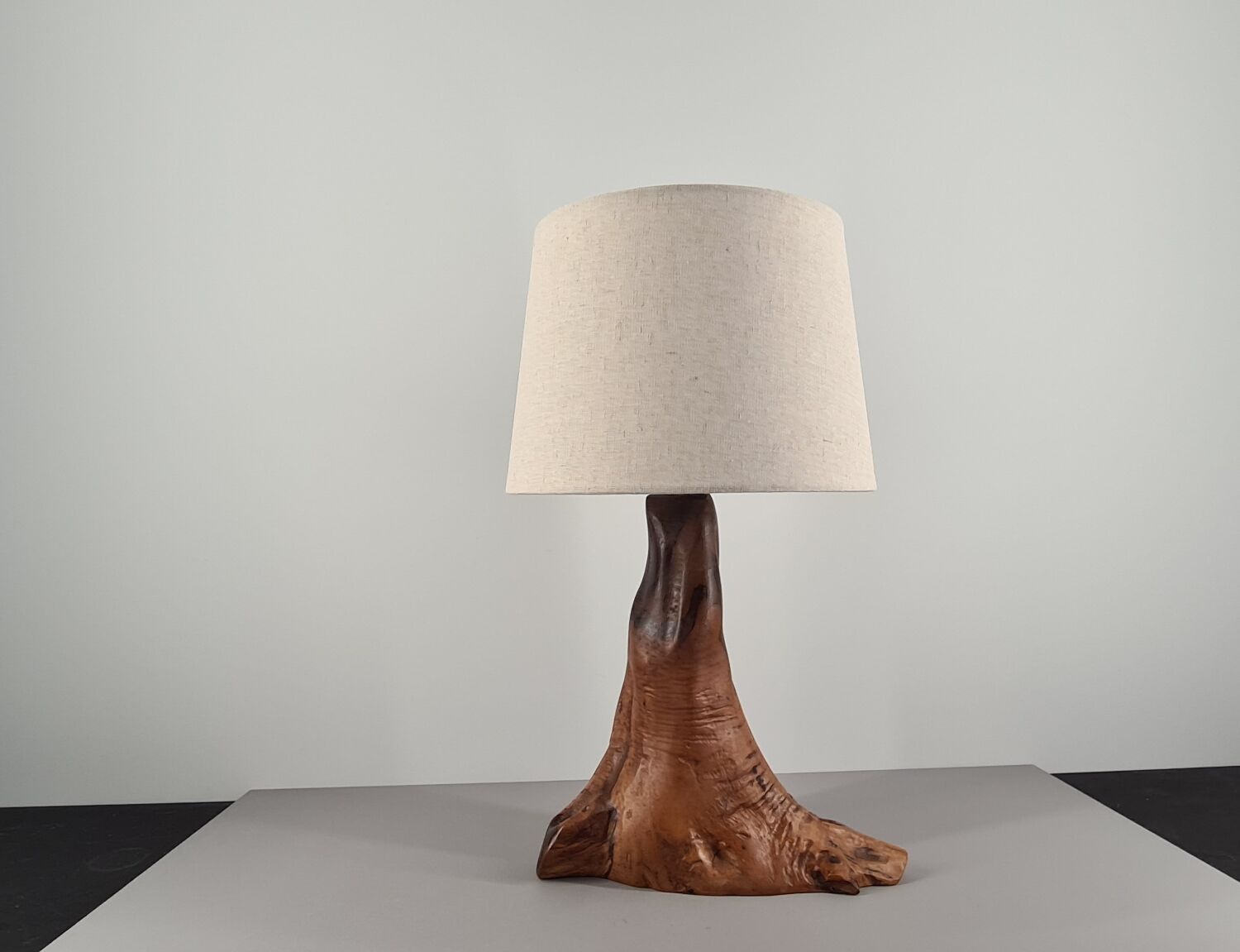 Brutalist stump lamp in olive wood 1950