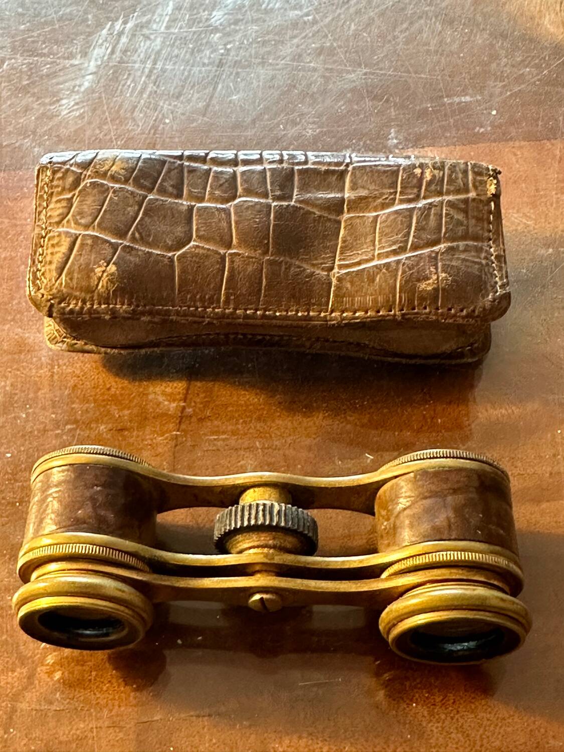 Theater binoculars early 20th century - Crocodile case