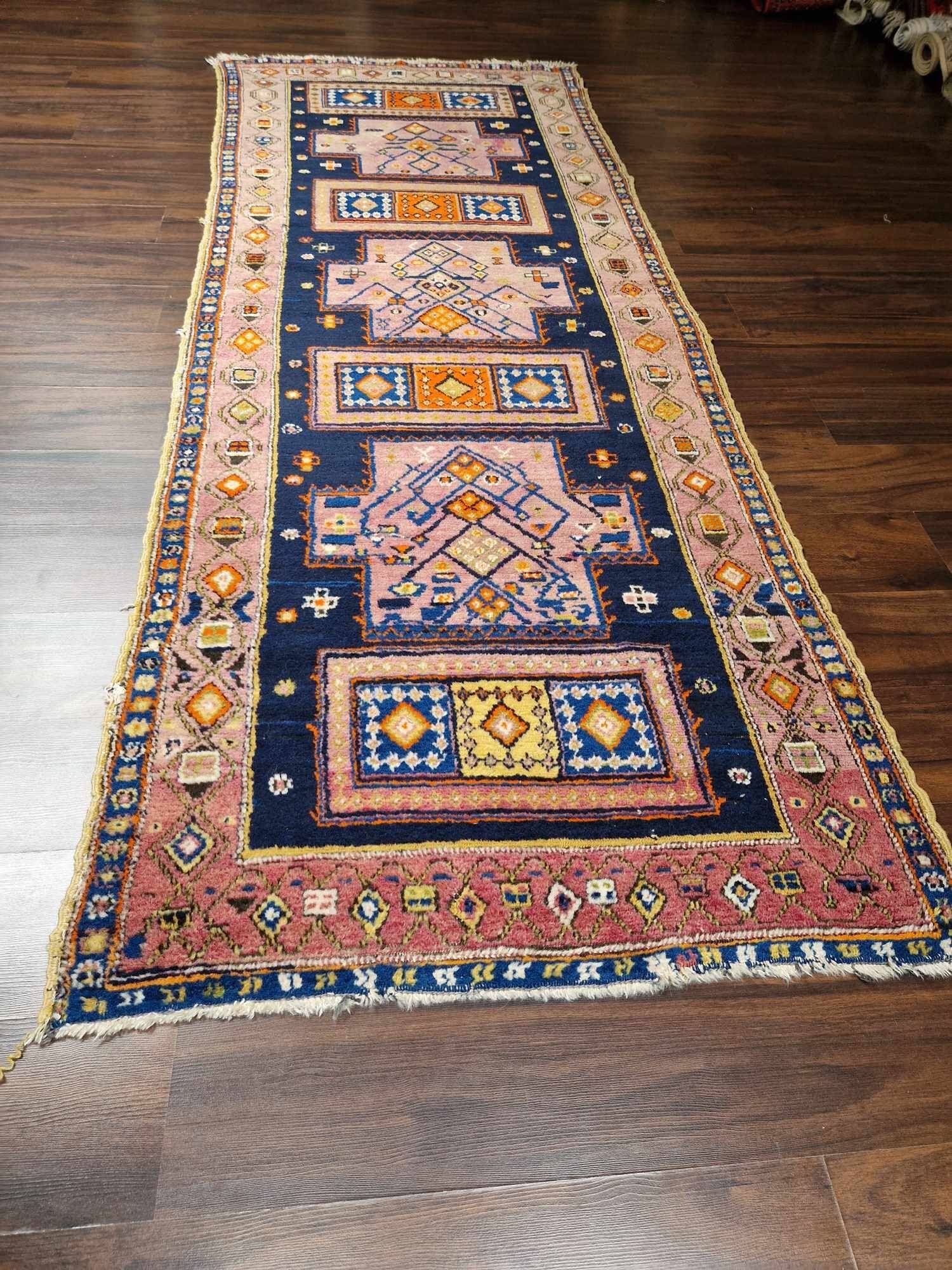 Antique Kalkaz carpet, 1920, wool on wool, 120/320 cm.