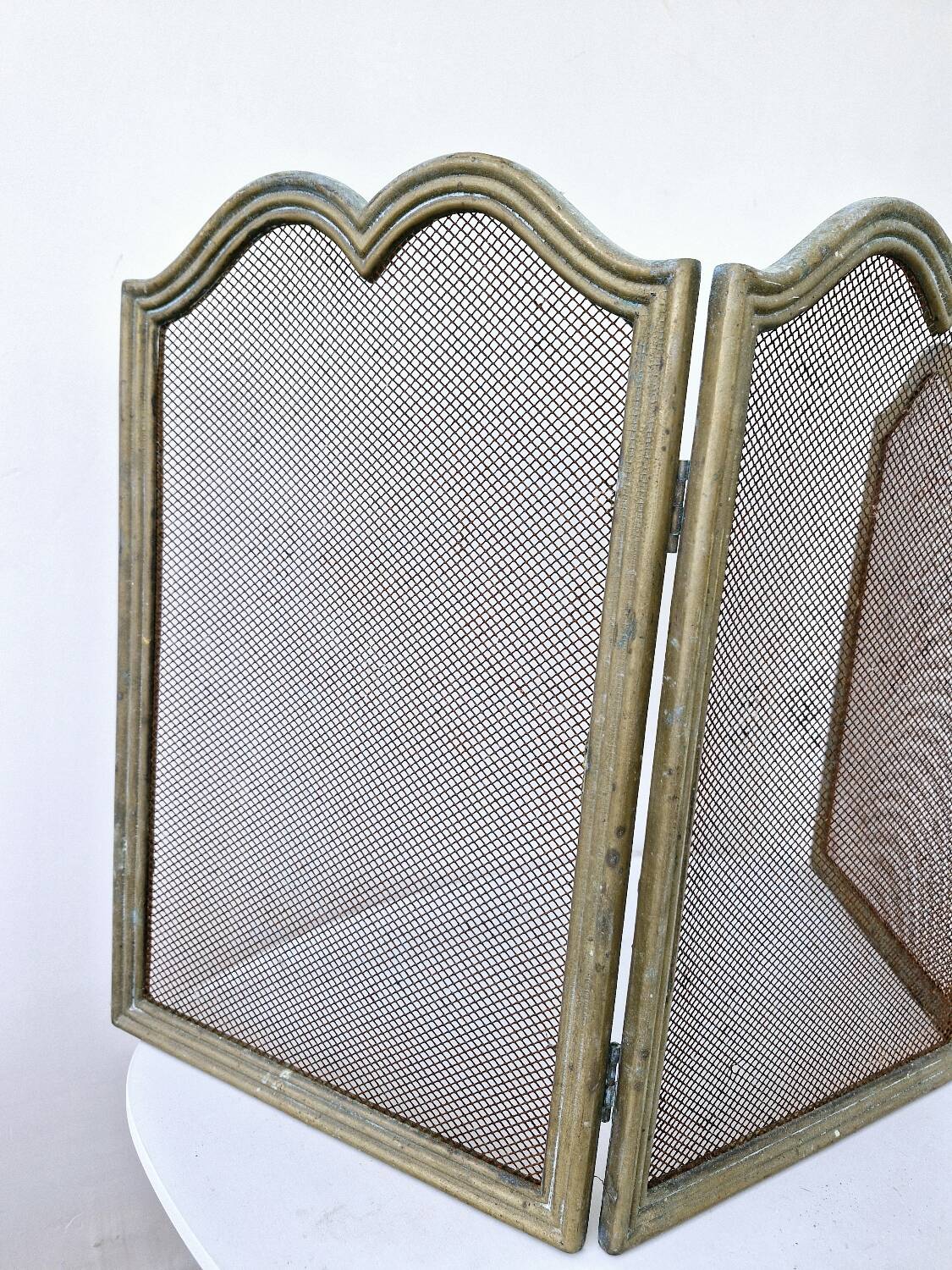 Old brass fire screen 75x38cm fireplace protection screen