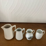 Lot de 4 cruches à lait en porcelaine Vintage