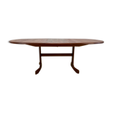 Mid century dining oval table by V.b.  Wilkins for Gplan