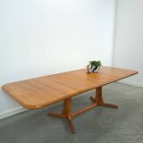 XL Deense uitschuifbare teak eettafel