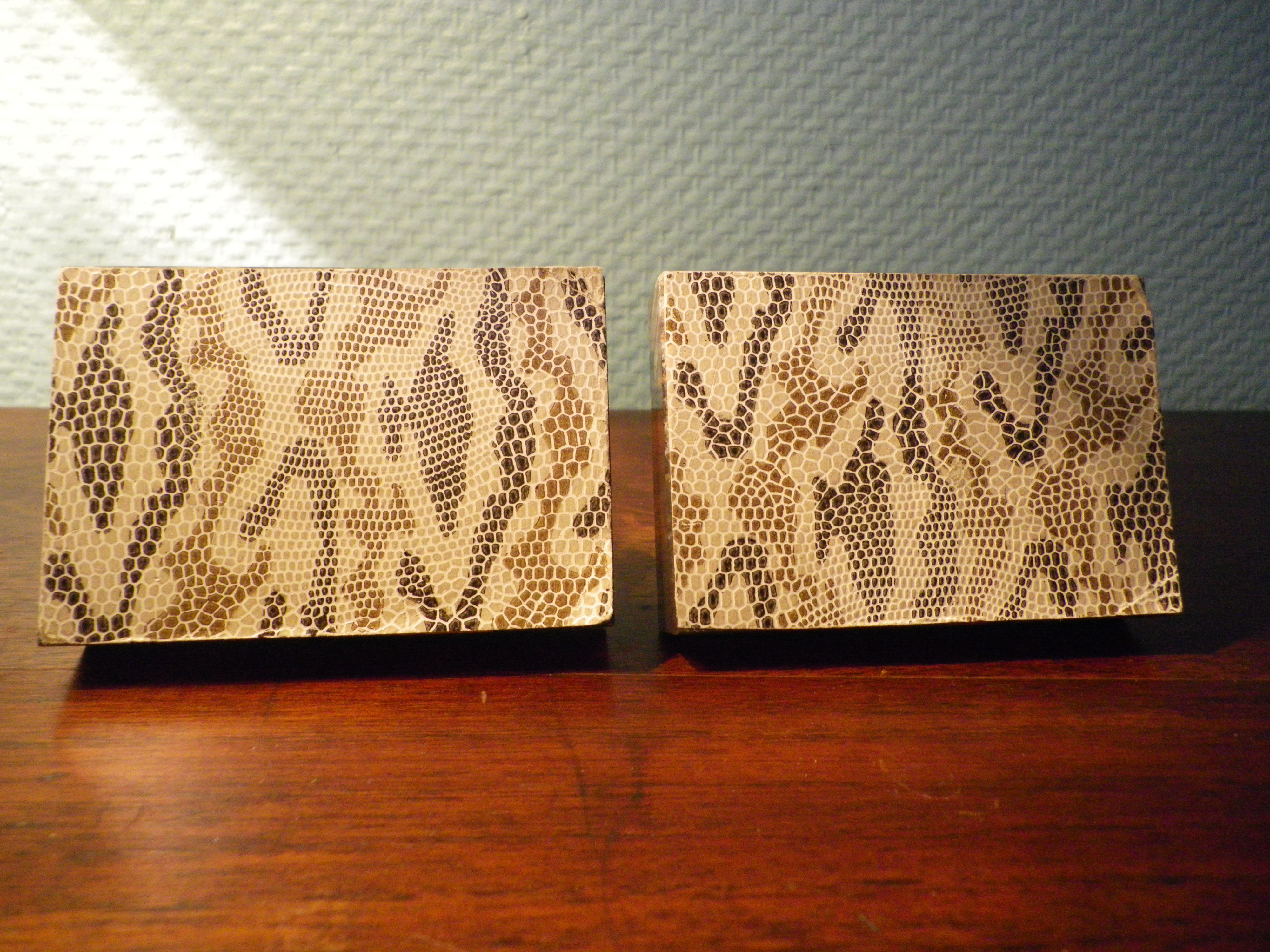 Bookend with antelopes