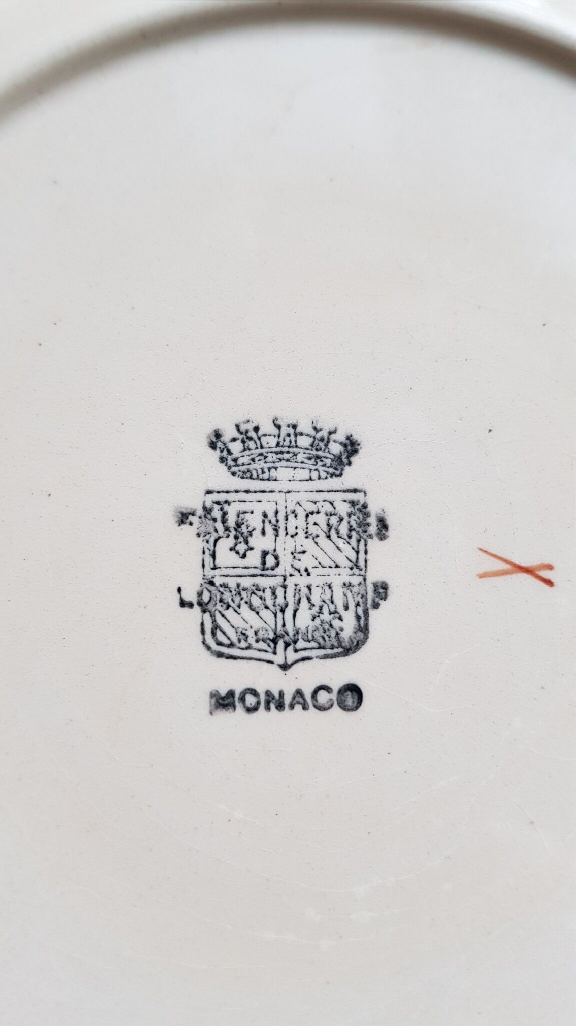 Longchamps Monaco seeth service