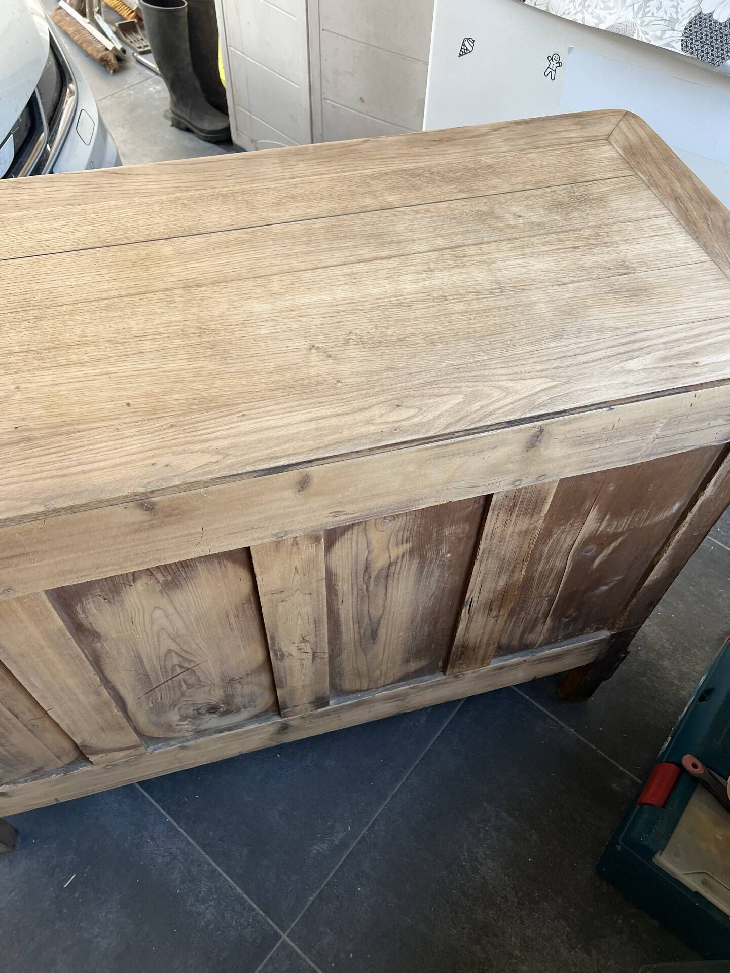 Ancienne commode en chêne poncée