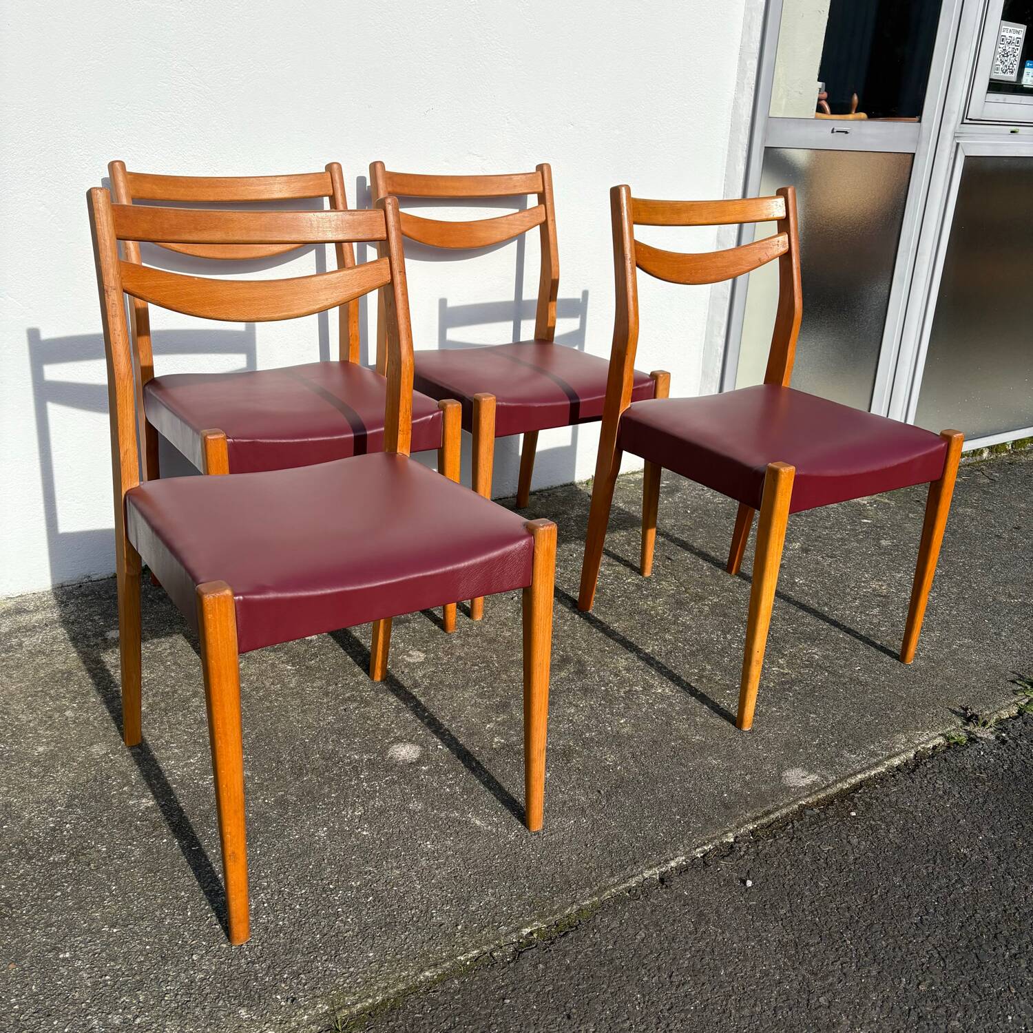 Set of 4 vintage Scandinavian style chairs