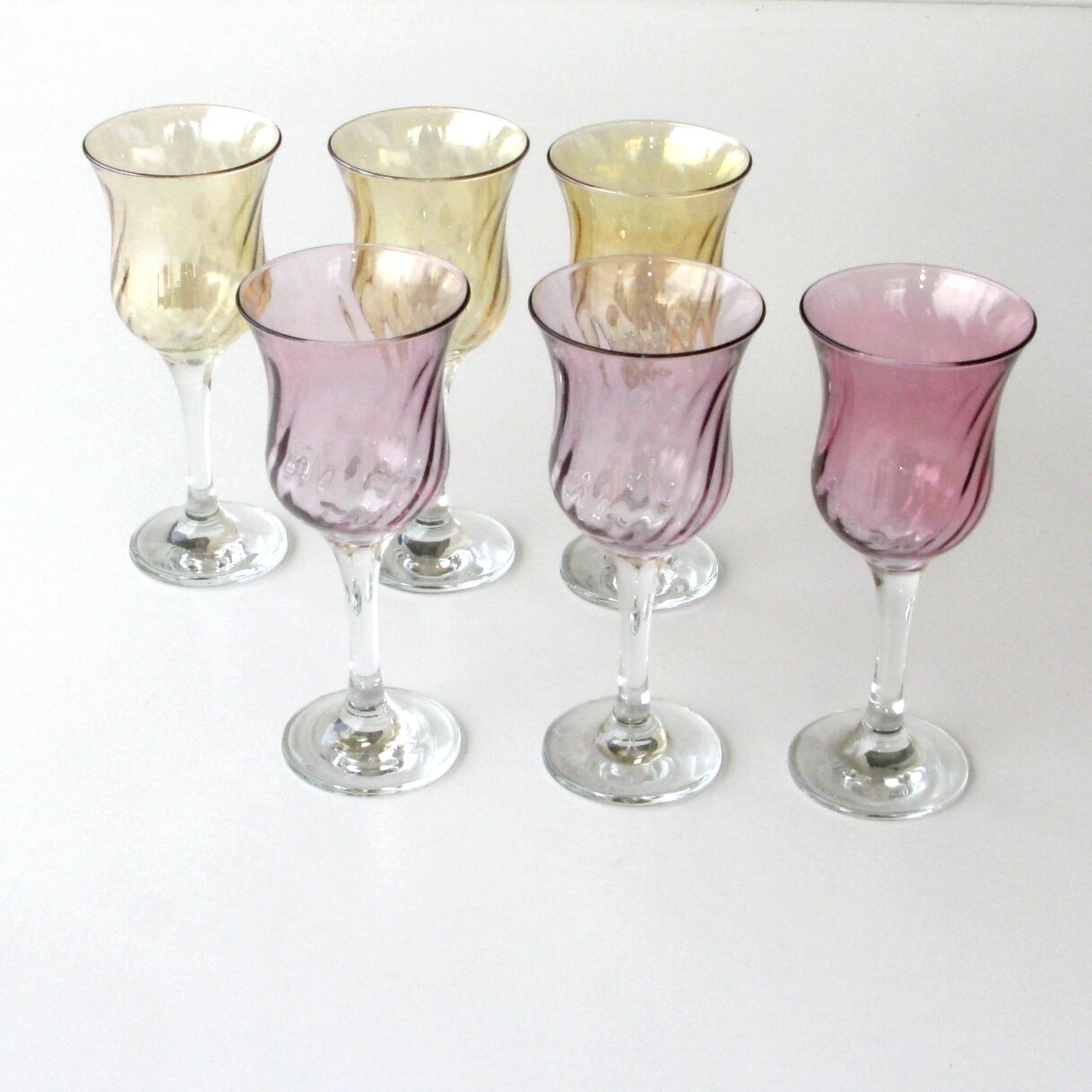 6 old pearlescent iridescent foot glasses - Old pink and amber