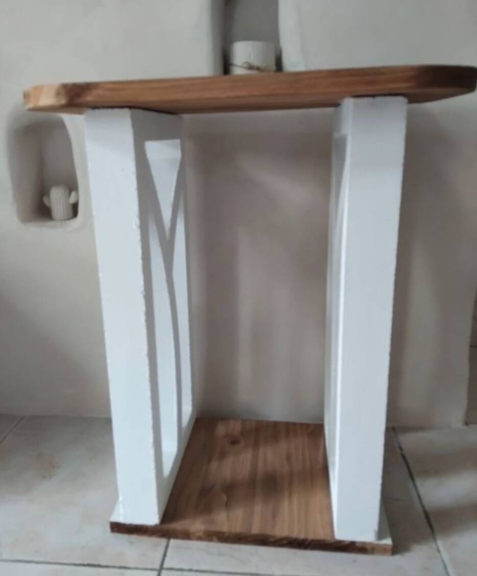 Tables de chevet artisanales bois & blanc, style méditerranéen (lot/unité)