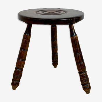 Breton style tripod stool