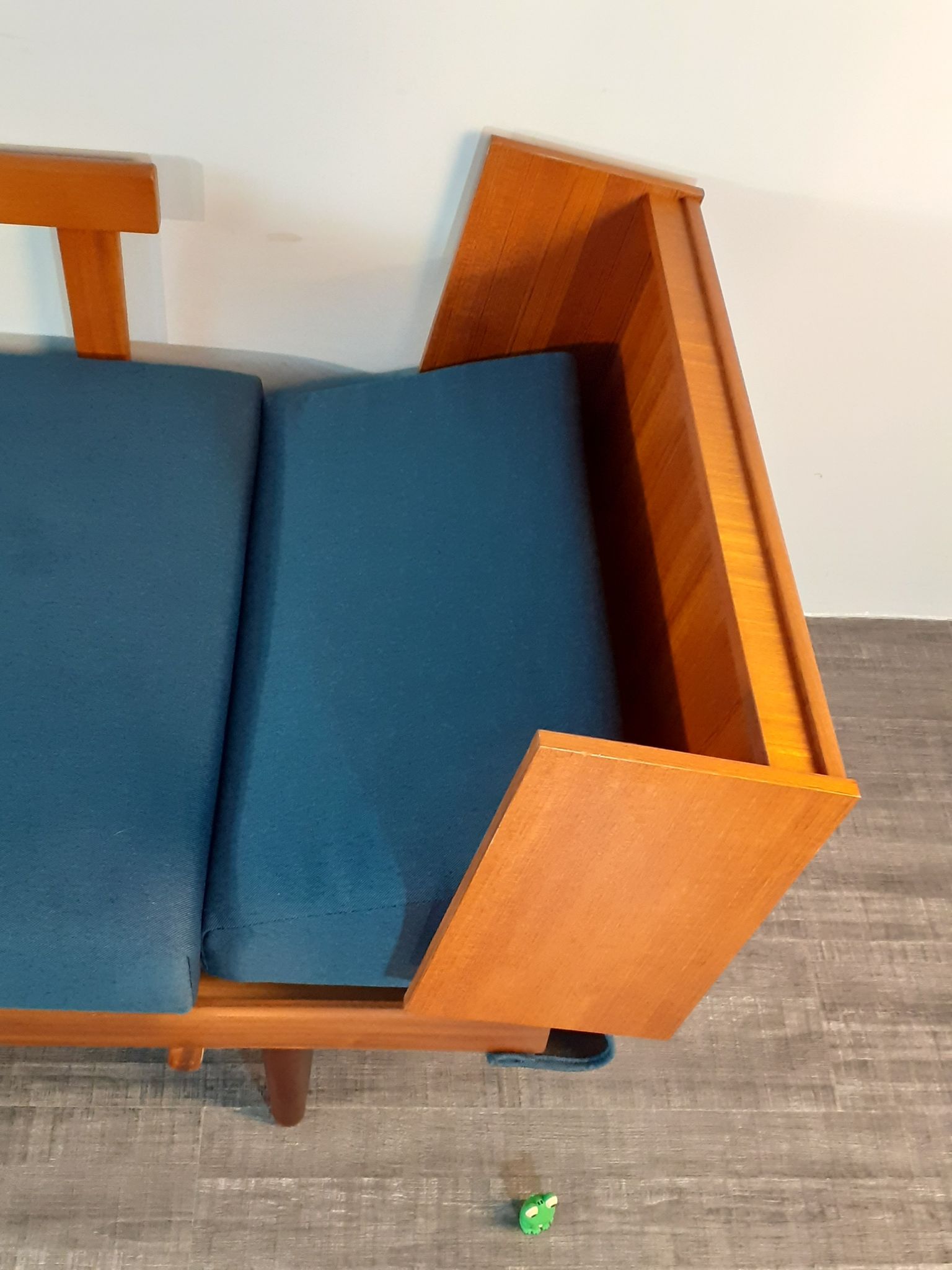 Norwegian daybed sofa in teak and blue fabric, renovated, vintage scandinavian 1960s