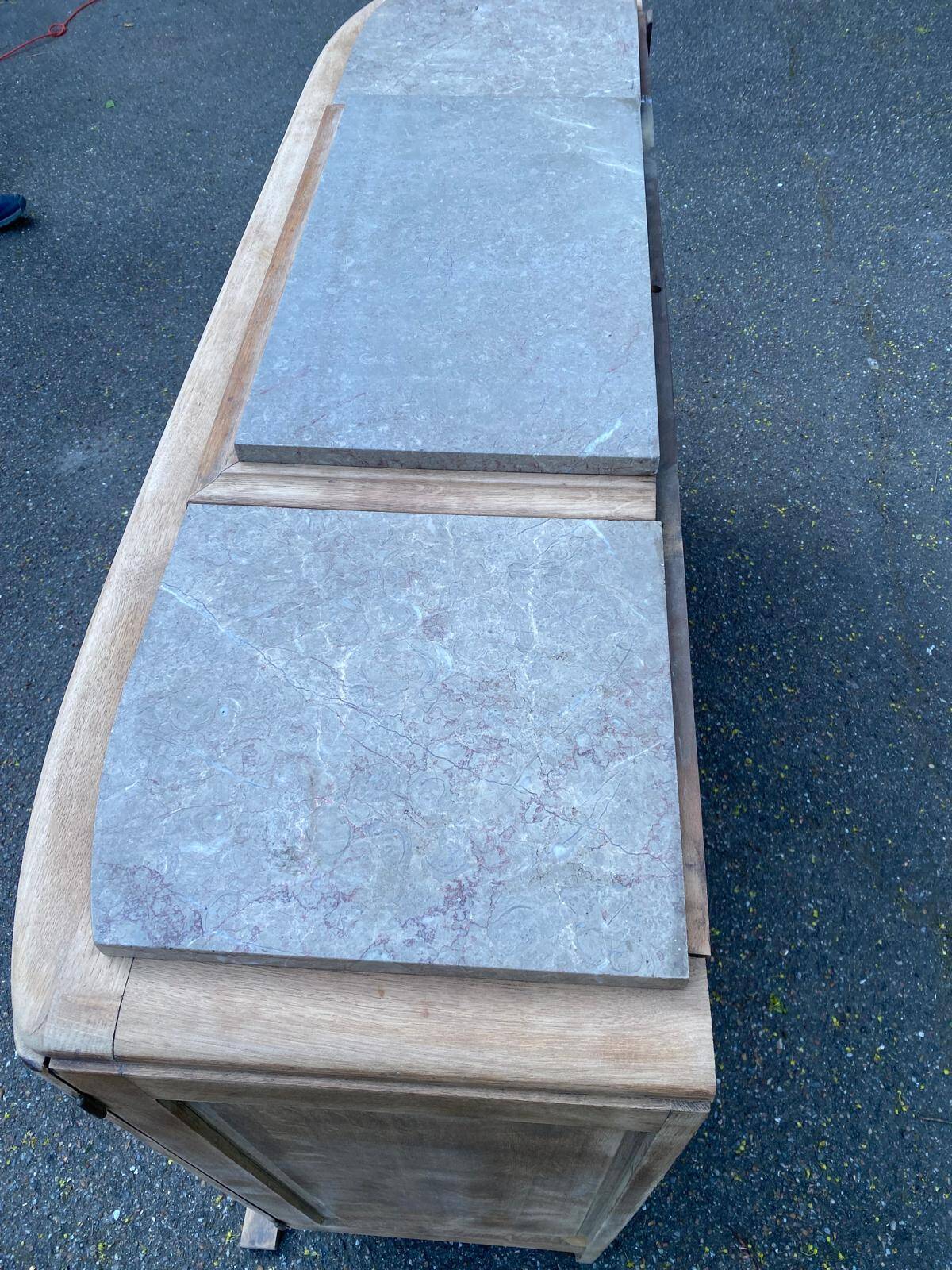 Buffet parisien art déco vintage rénové en bois massif et marbre gris 150cm